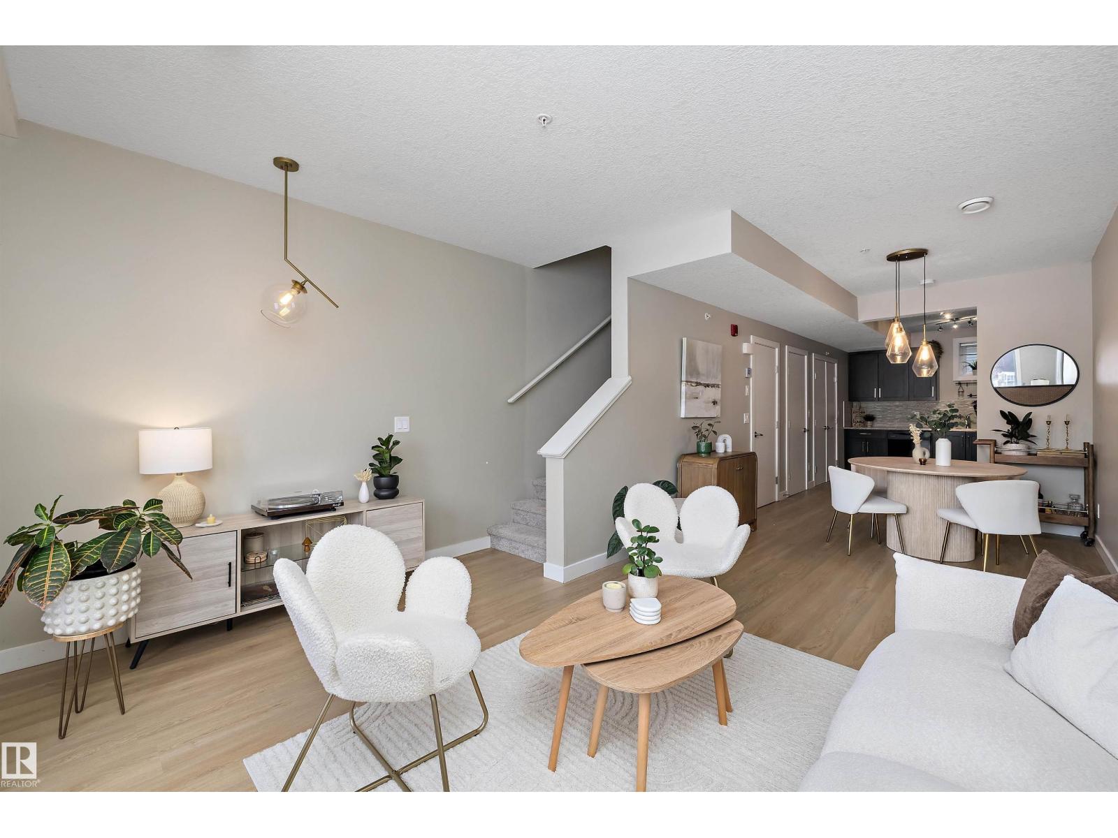 #94 2560 PEGASUS BV NW