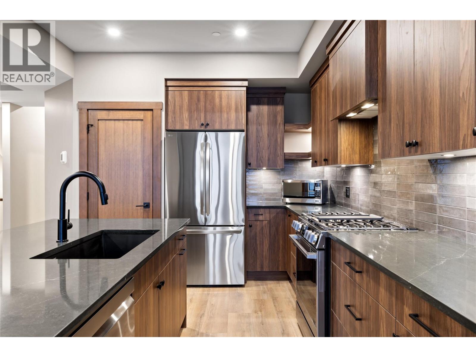 255 Feathertop Way Unit# 88