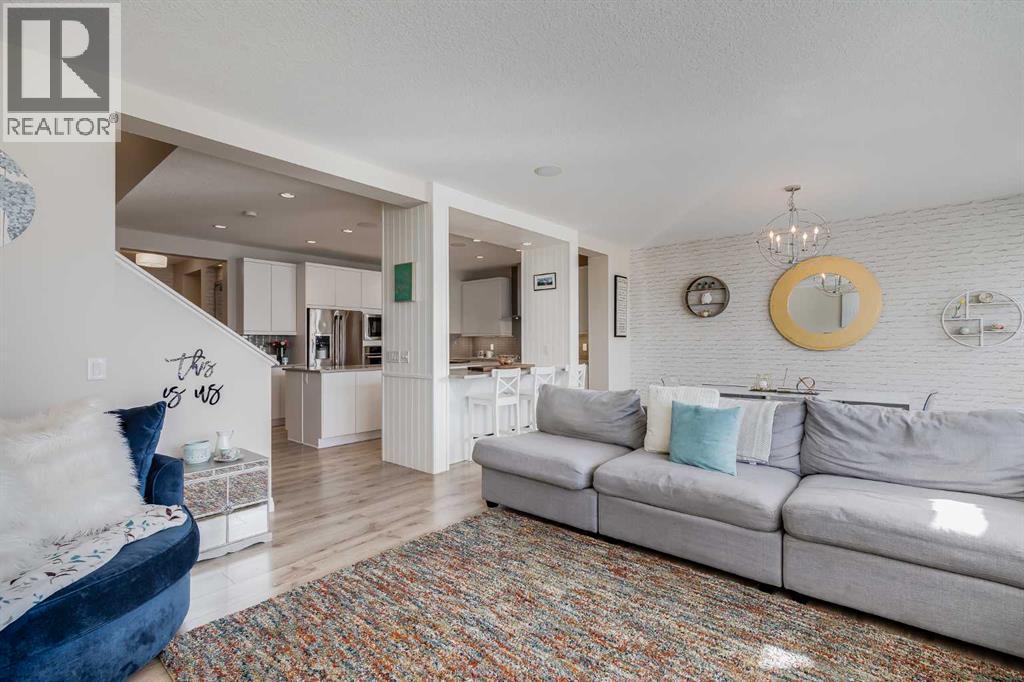 212 Auburn Meadows Crescent SE