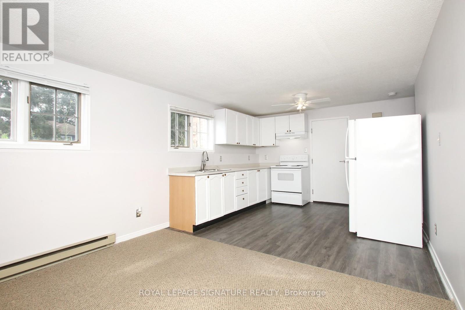 2 - 42 TECUMSEH AVENUE