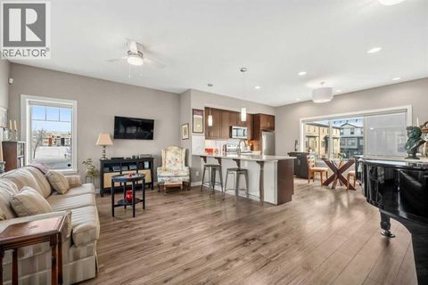 1006, 32 Horseshoe Crescent Cochrane AB T4C2P4