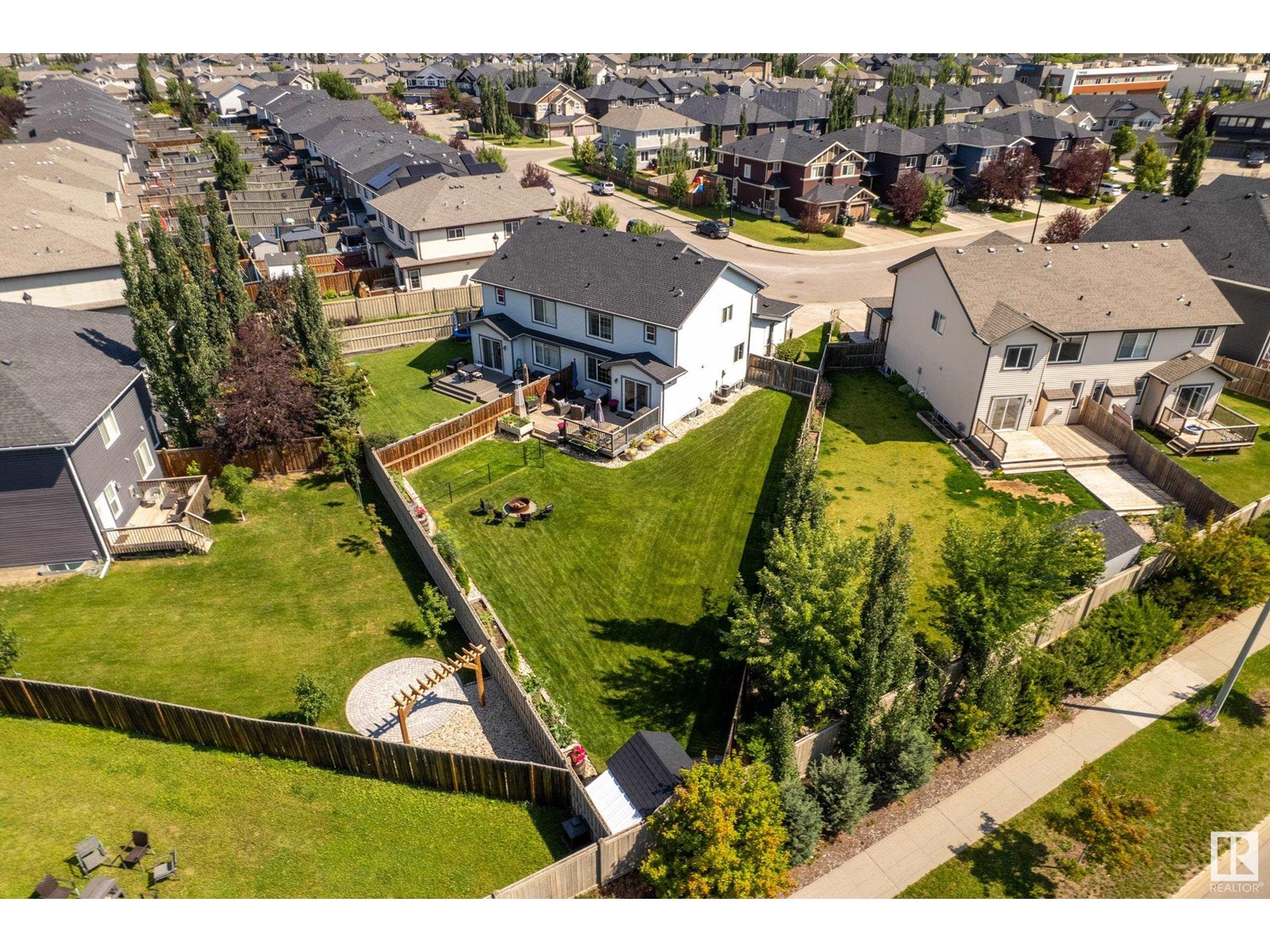 1228 176 ST SW