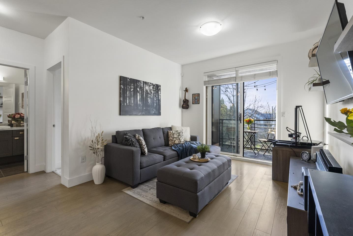 305 20062 FRASER HIGHWAY