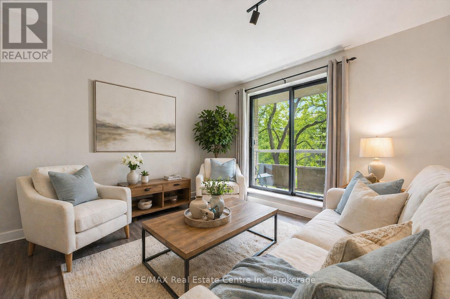 302 - 89 WESTWOOD ROAD