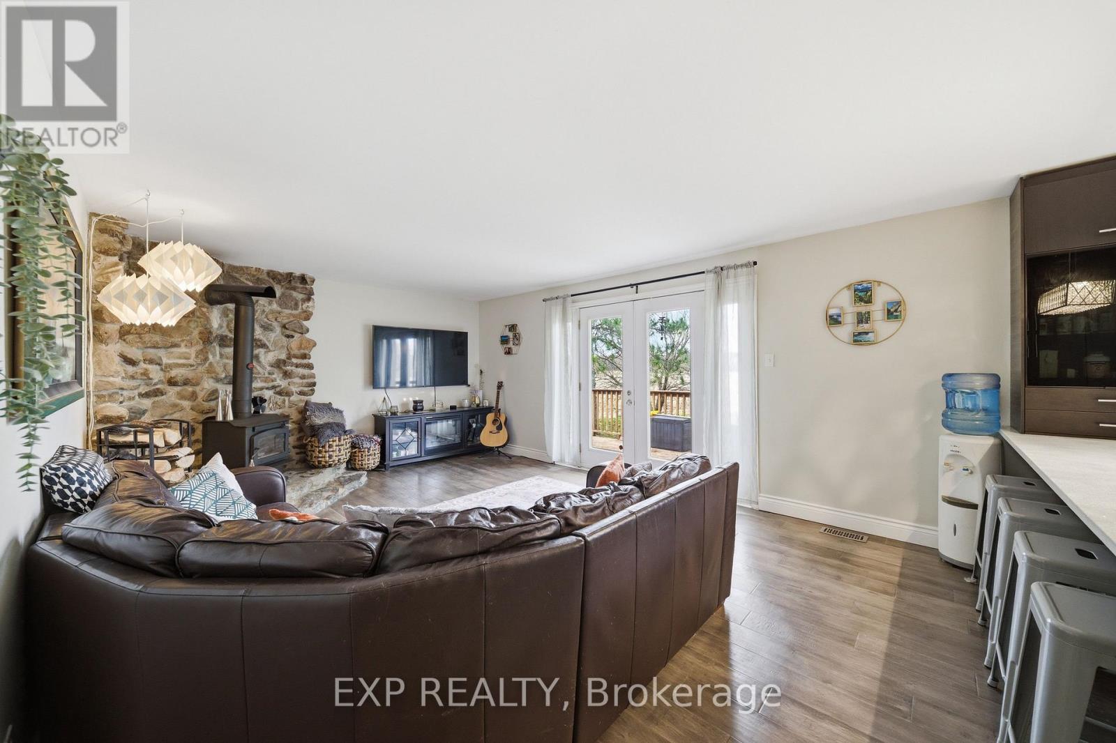 6892 BOUNDARY ROAD