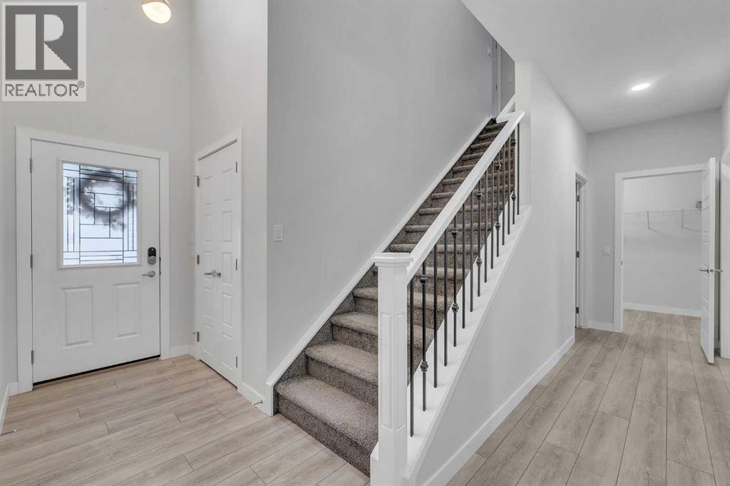 15 Midgrove Drive SW