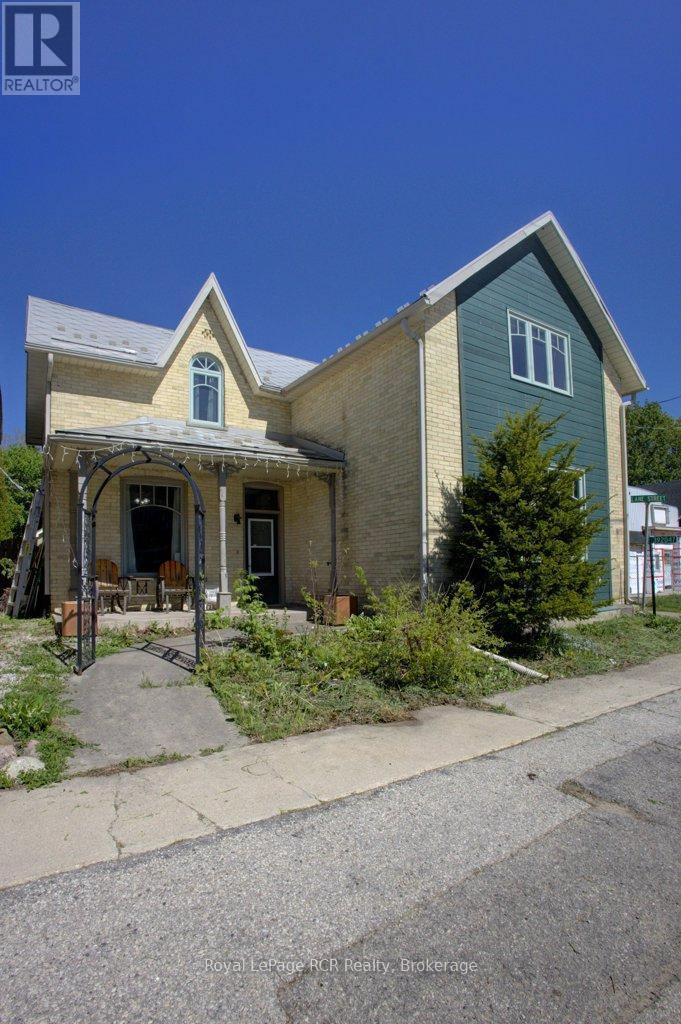 392047 GREY RD 109 ROAD