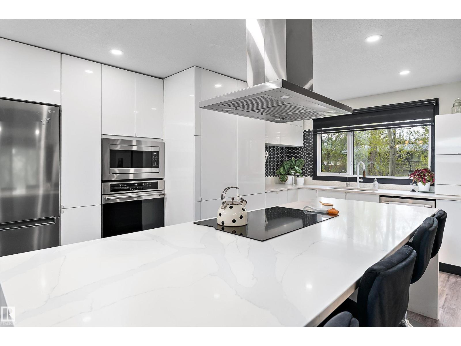 #113 53305 RGE ROAD 280
