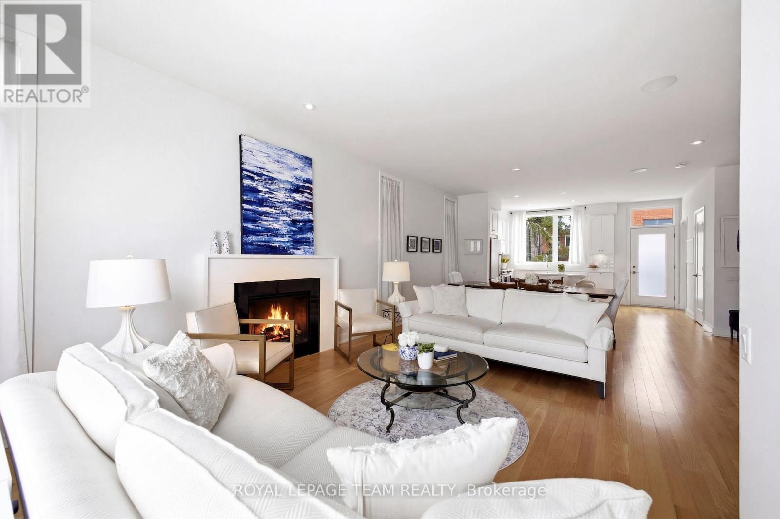 526 EDISON AVENUE