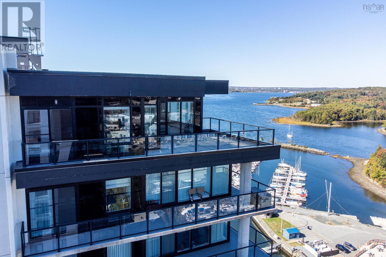 1703 72 Seapoint Road - Photo 3
