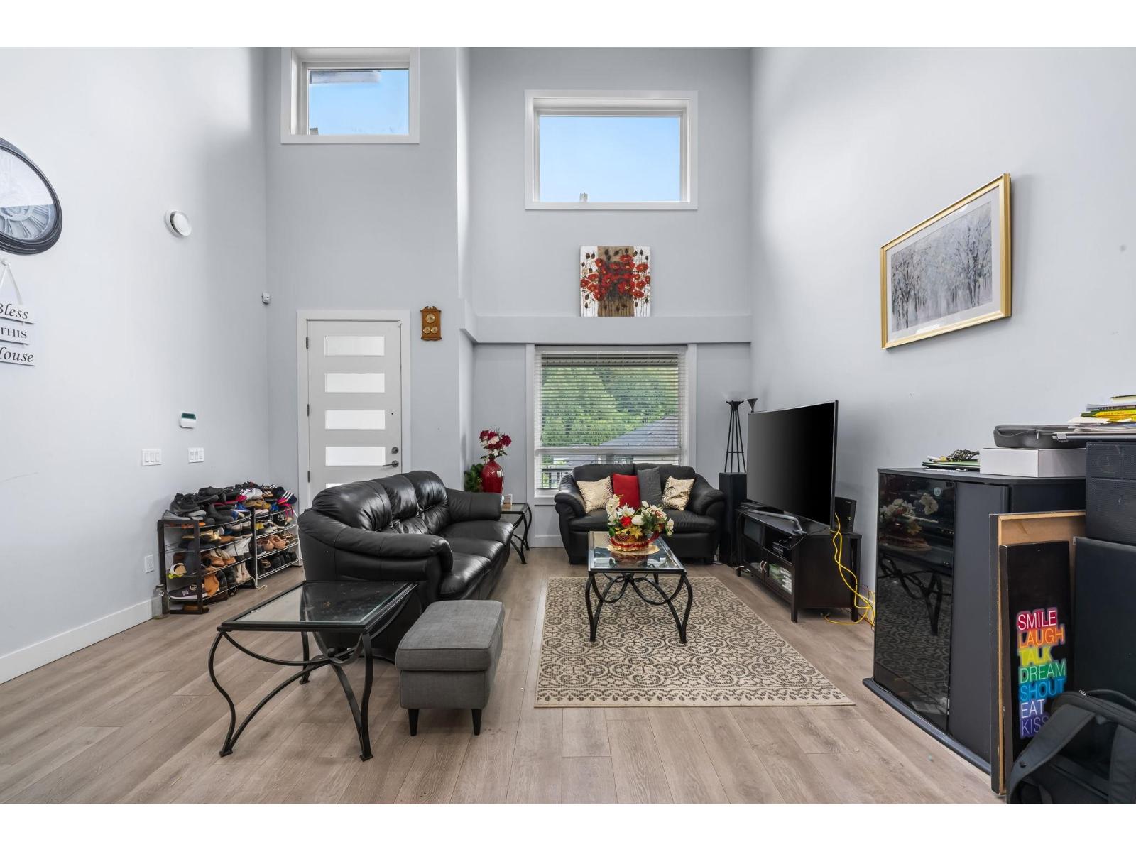 8530 FOREST GATE DRIVE|Eastern Hillsides