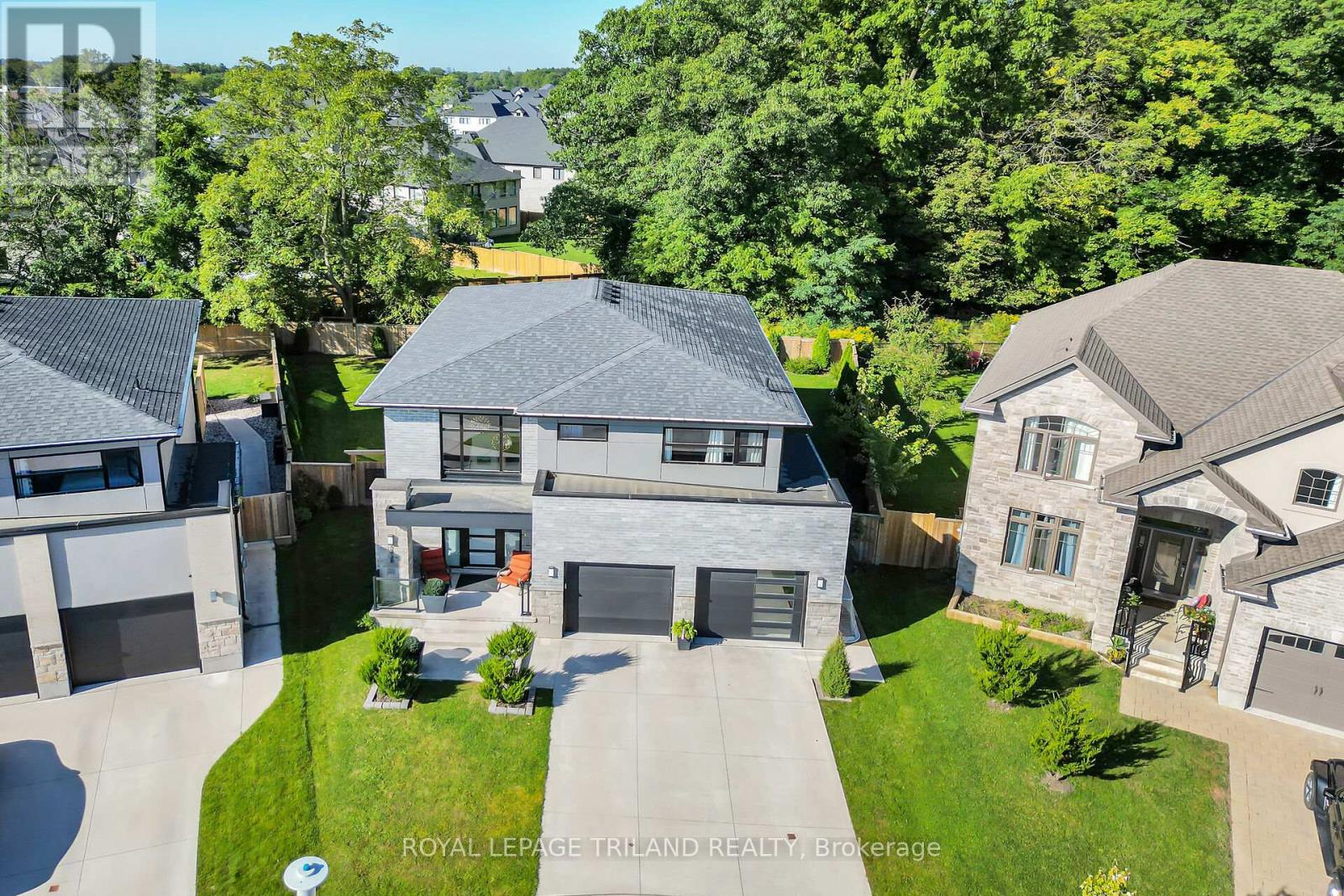 2438 RED THORNE CRESCENT