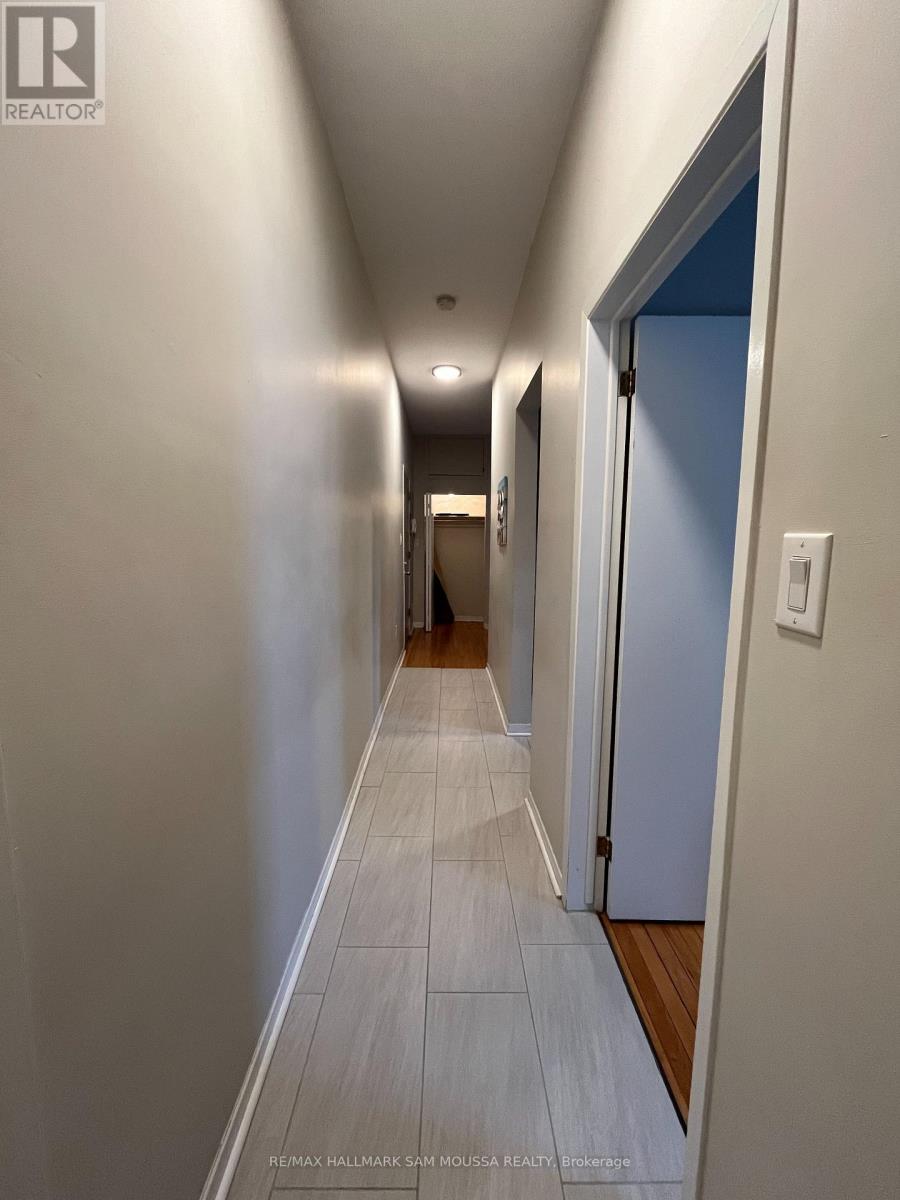 6 - 232 COOPER STREET