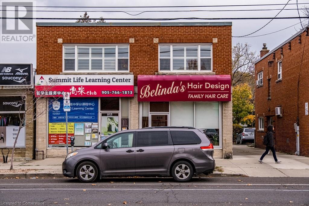 858 KING Street W