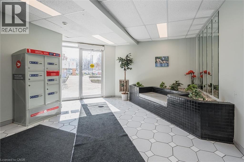 15 HOFSTETTER Avenue Unit# 205