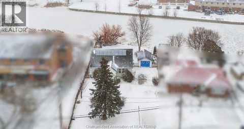 204 Margaret AVENUE Wallaceburg ON N8A2A1