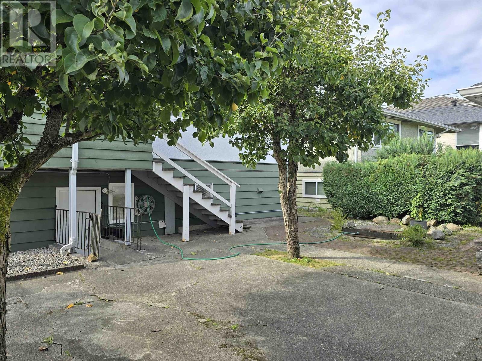 3369 PRICE STREET