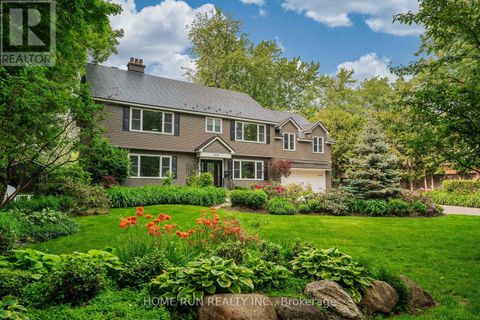 275 BUCHAN ROAD Ottawa ON K1M0W4