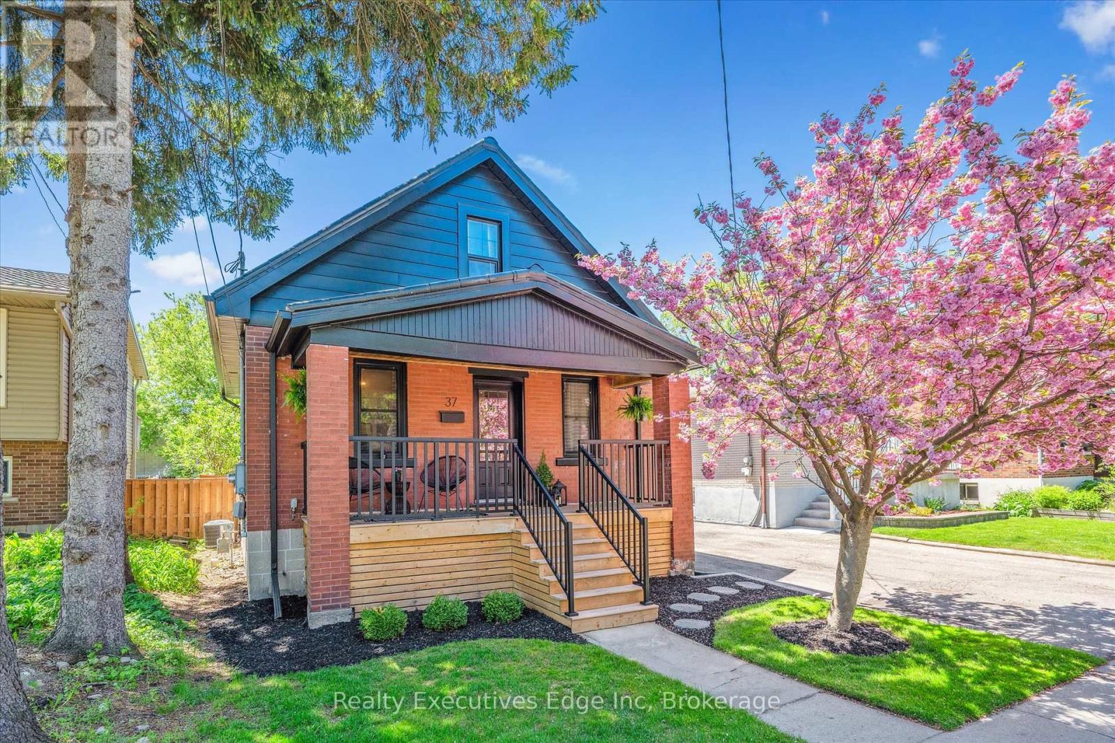 37 HURON STREET
