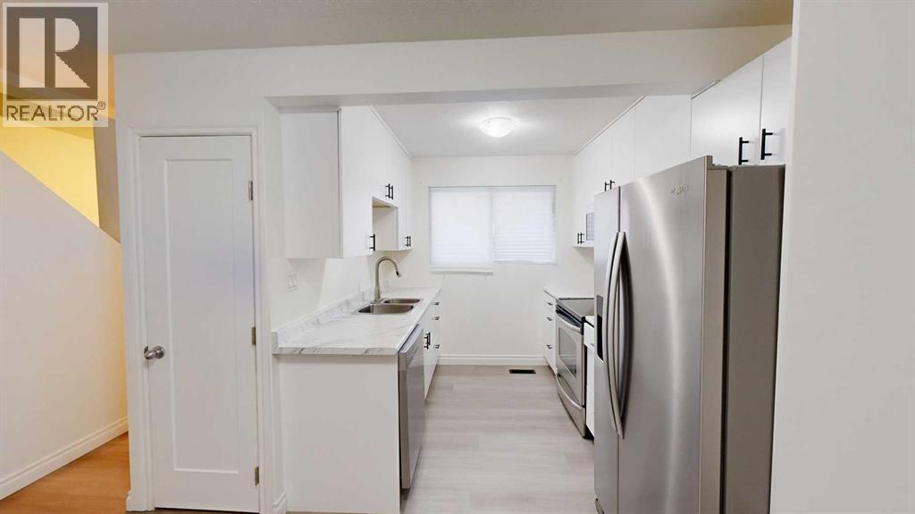 1, 115 Lafayette Boulevard W