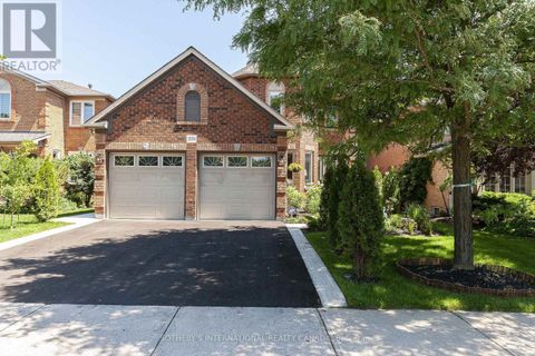 2074 BRAYS LANE Oakville (GA Glen Abbey) ON L6M2S6