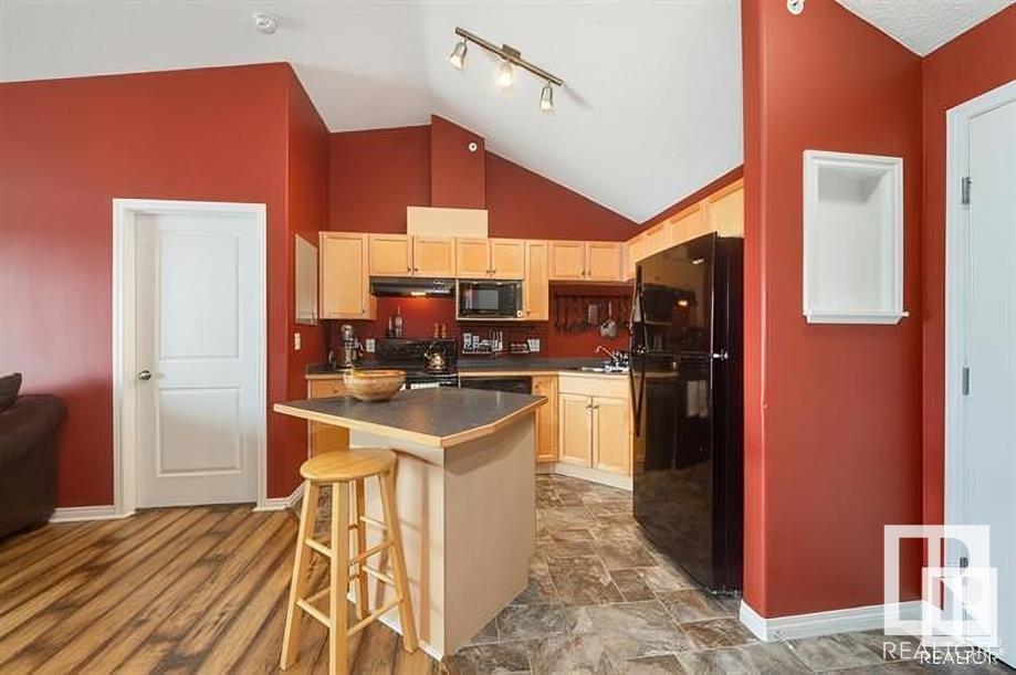 #401 245 EDWARDS DR SW