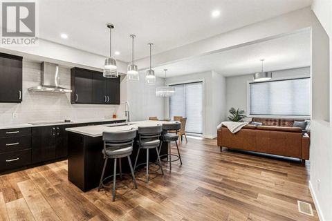 20 Willow Park Point Cochrane AB T4C2V3