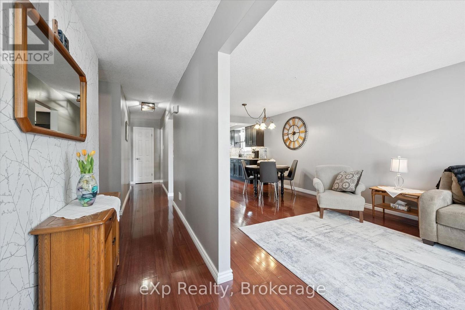 4 PEARTREE CRESCENT