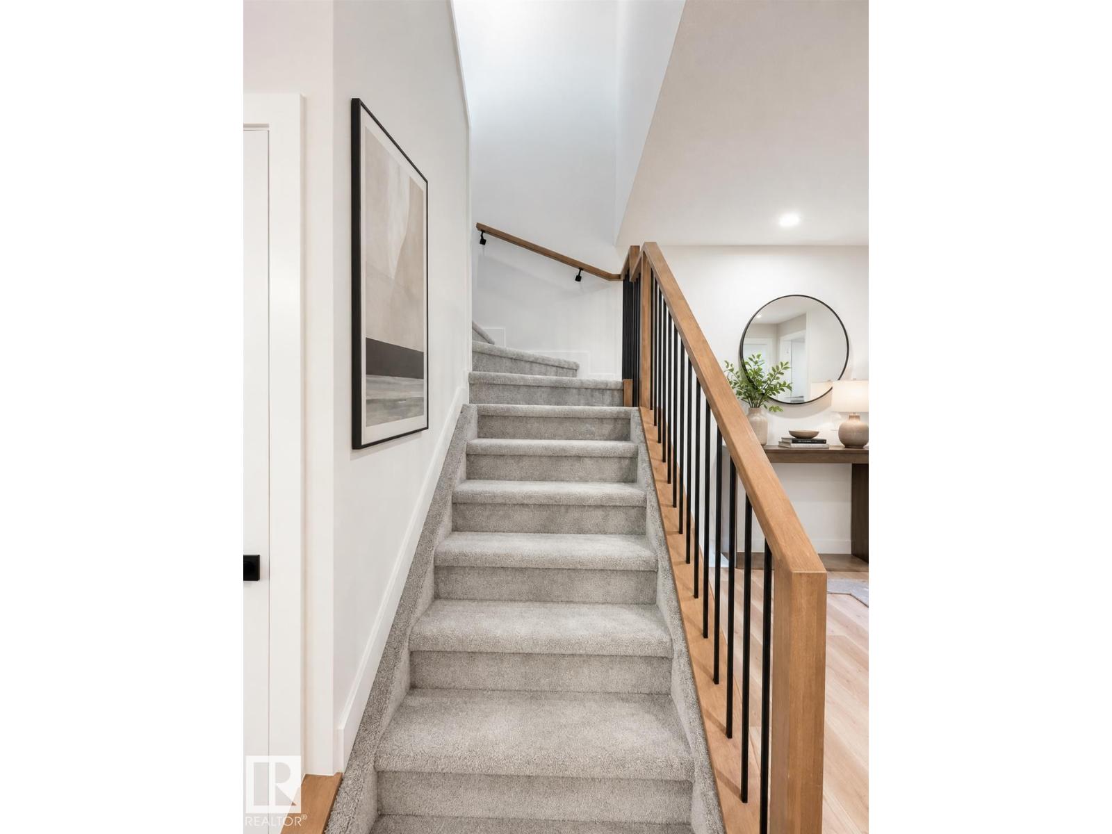 3150 MAGPIE WY NW