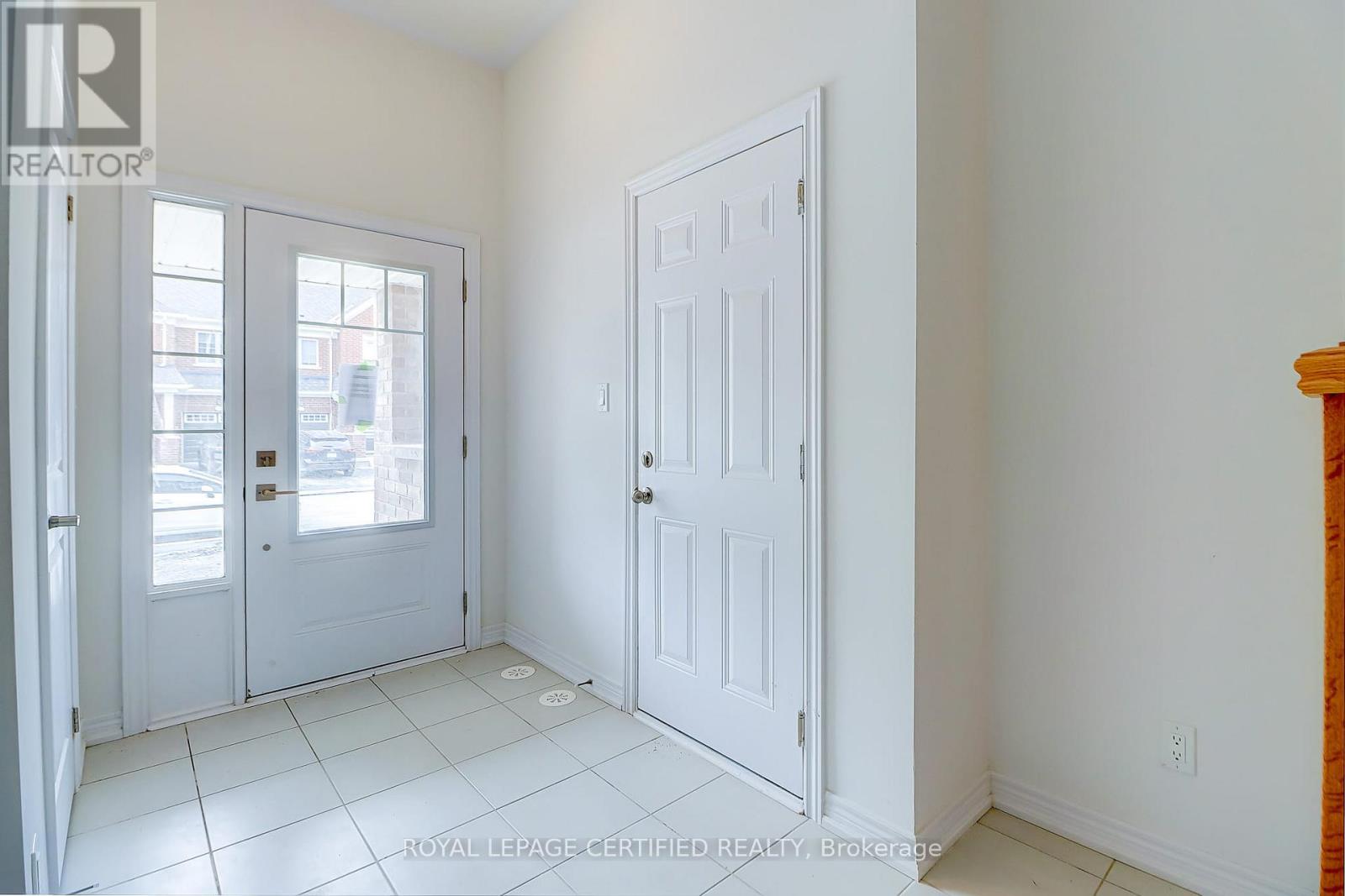 2013 CAMERON LOTT CRESCENT