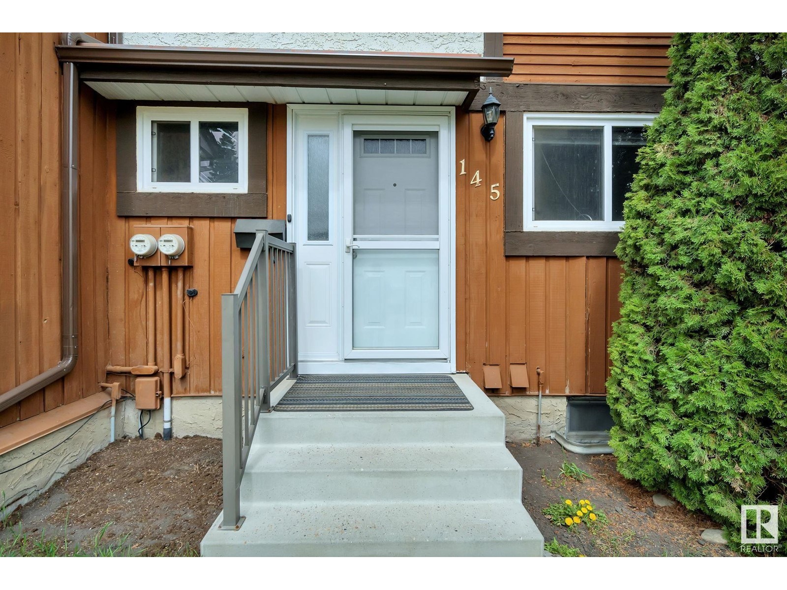 #145 16725 106 ST NW