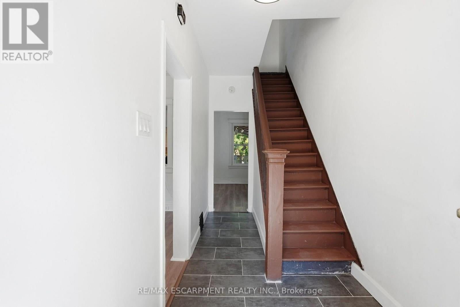41 BARNESDALE AVENUE N