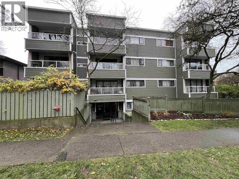 206 674 W 17TH AVENUE Vancouver BC V5Z1T8