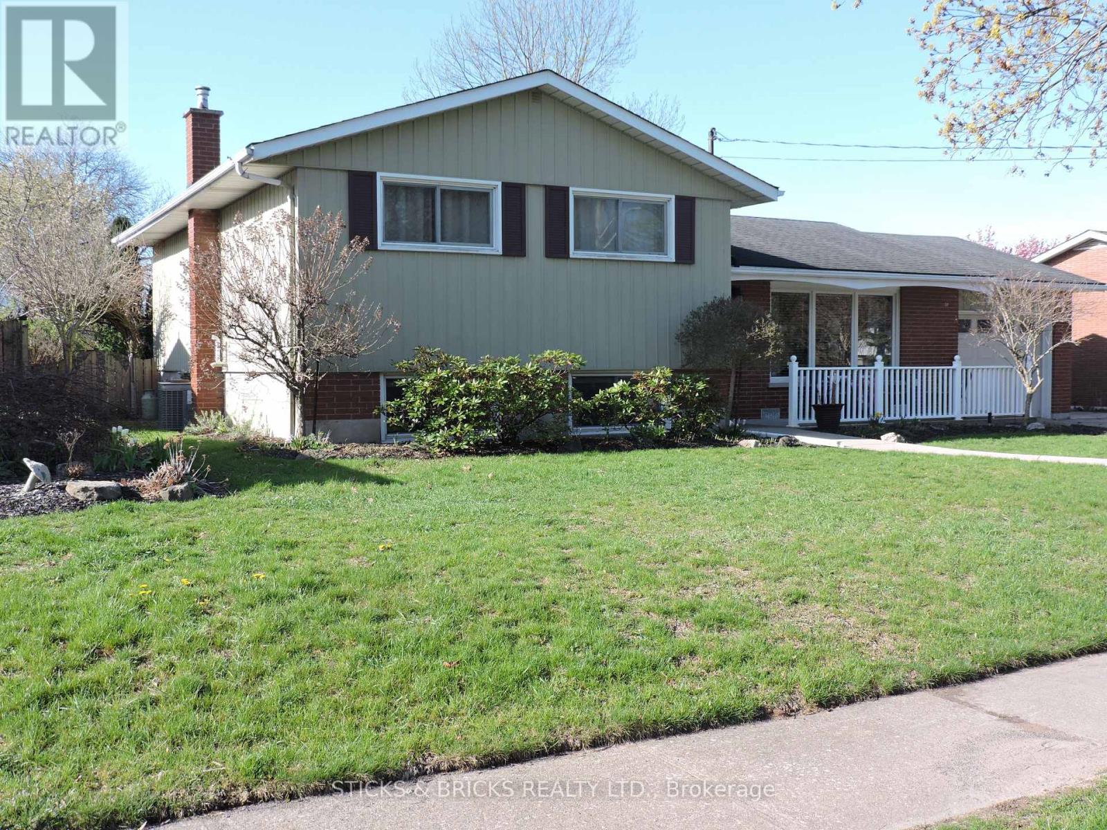 6762 CHERRYGROVE ROAD