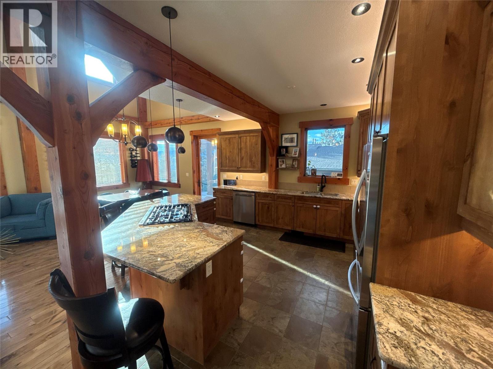 1503 MOUNT ROYAL Ridge