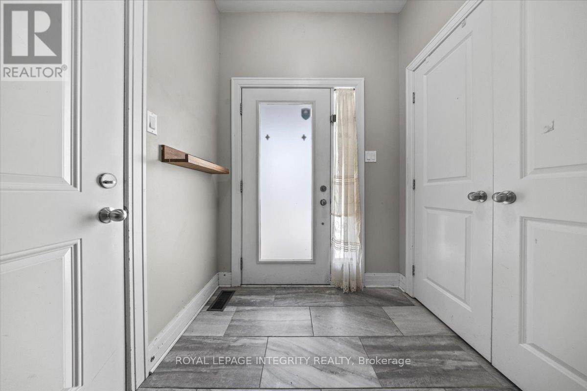 154 WOODHURST CRESCENT