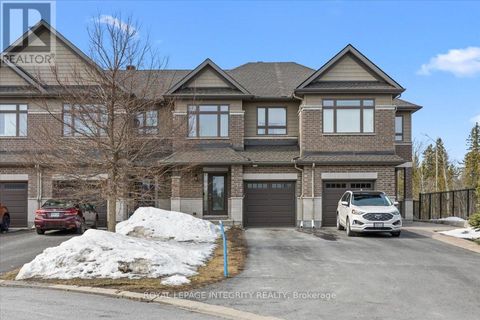 154 WOODHURST CRESCENT Ottawa ON K2S0T5