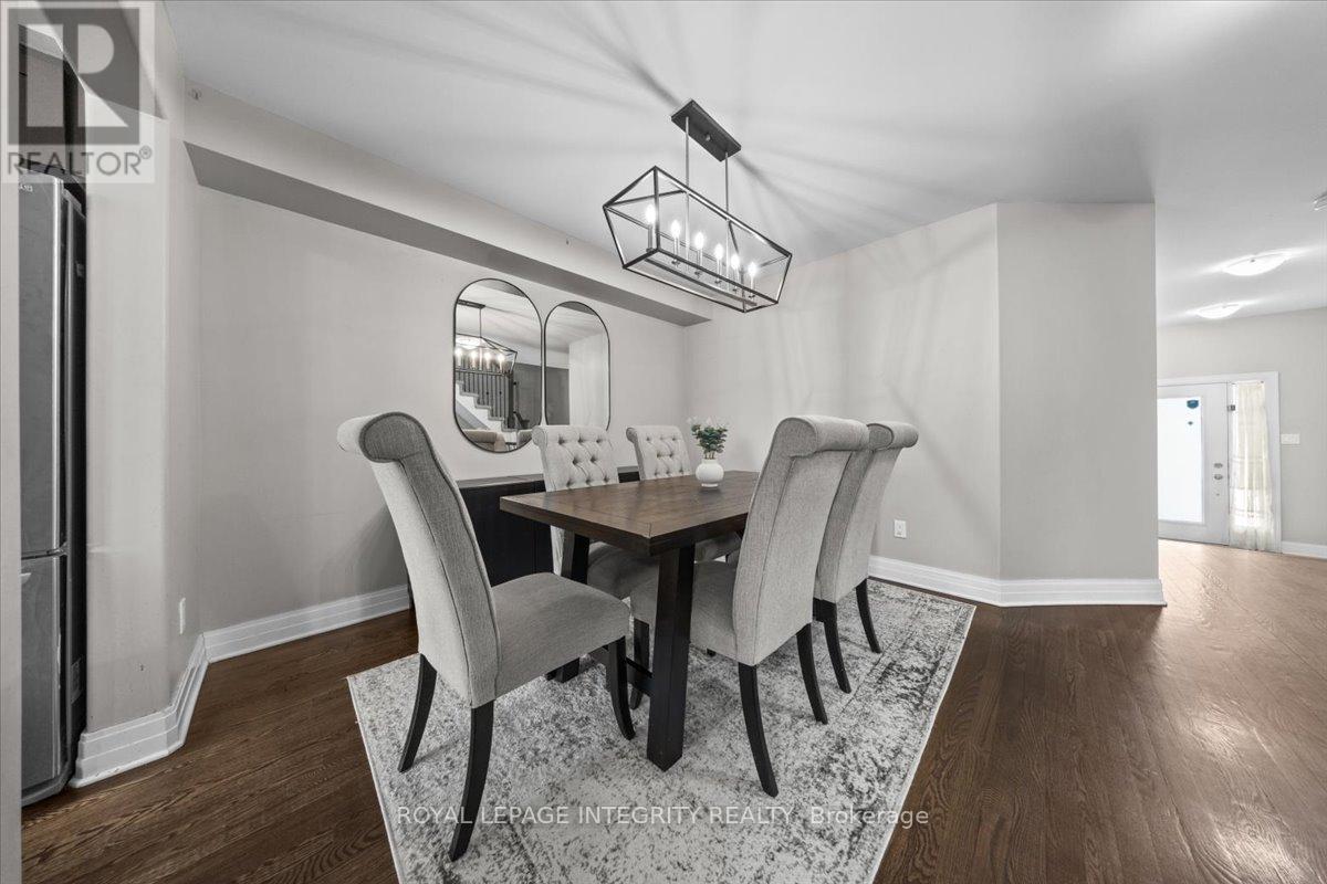 154 WOODHURST CRESCENT