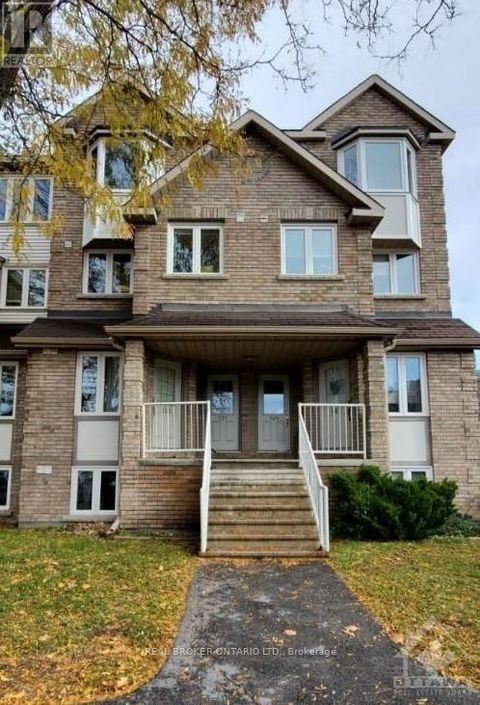 123 BRISTON PRIVATE Ottawa ON K1G5R1