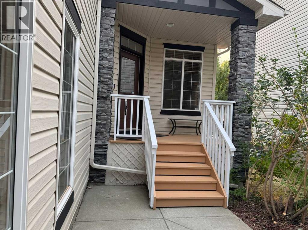 420 Royal Oak Circle NW