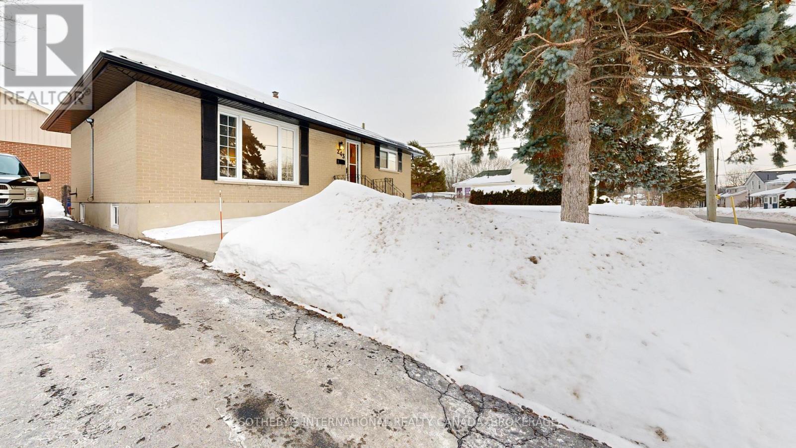 243 BARTHOLOMEW STREET