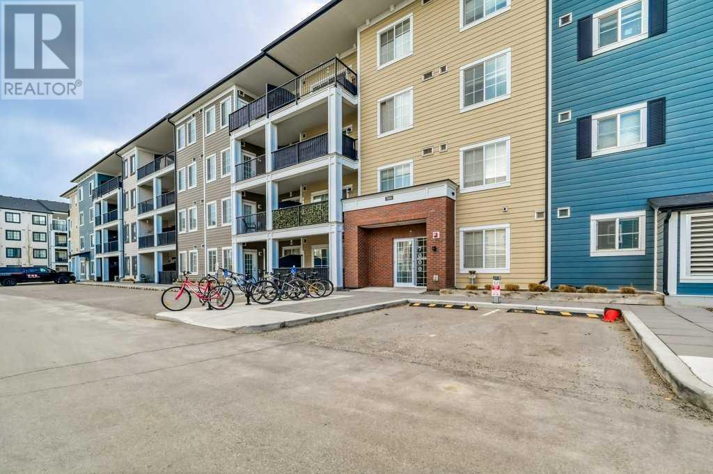 7410, 151 Legacy Main Street SE