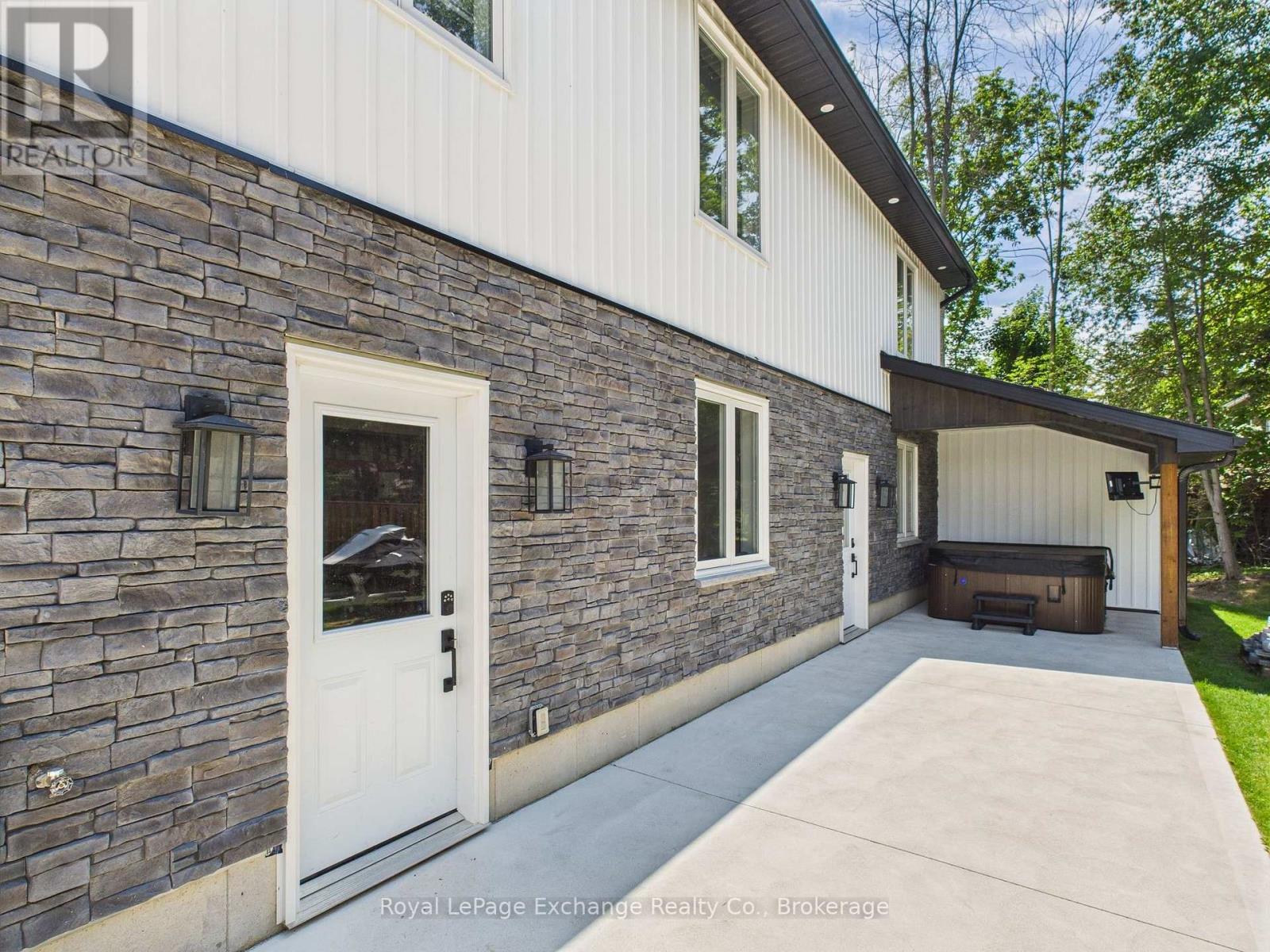 127 HEMLOCK STREET