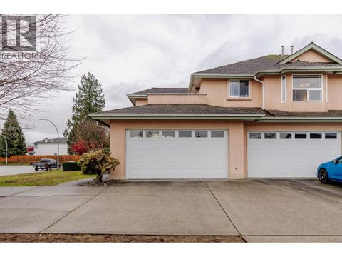 3 19044 118B AVENUE Pitt Meadows BC V3Y2R2