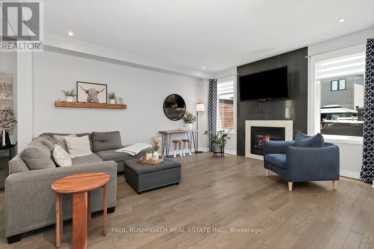 253 ENCLAVE WALK