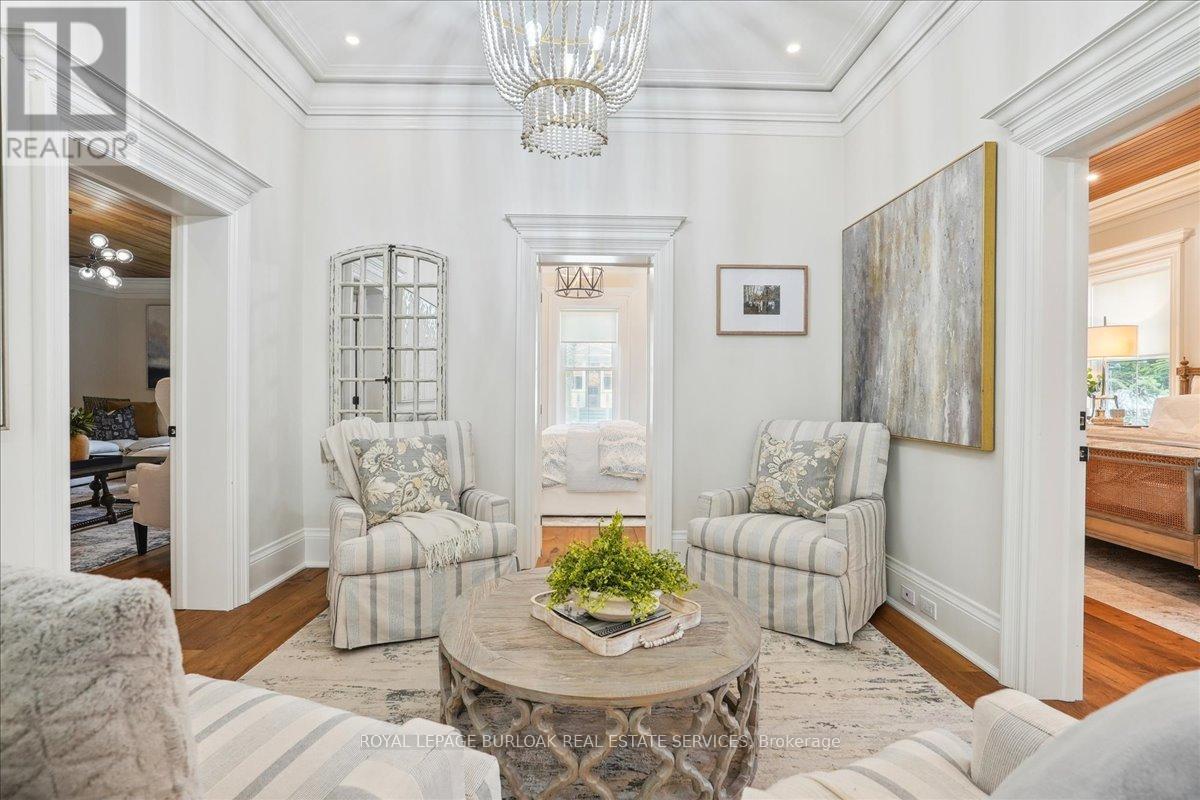 524 LOCUST STREET