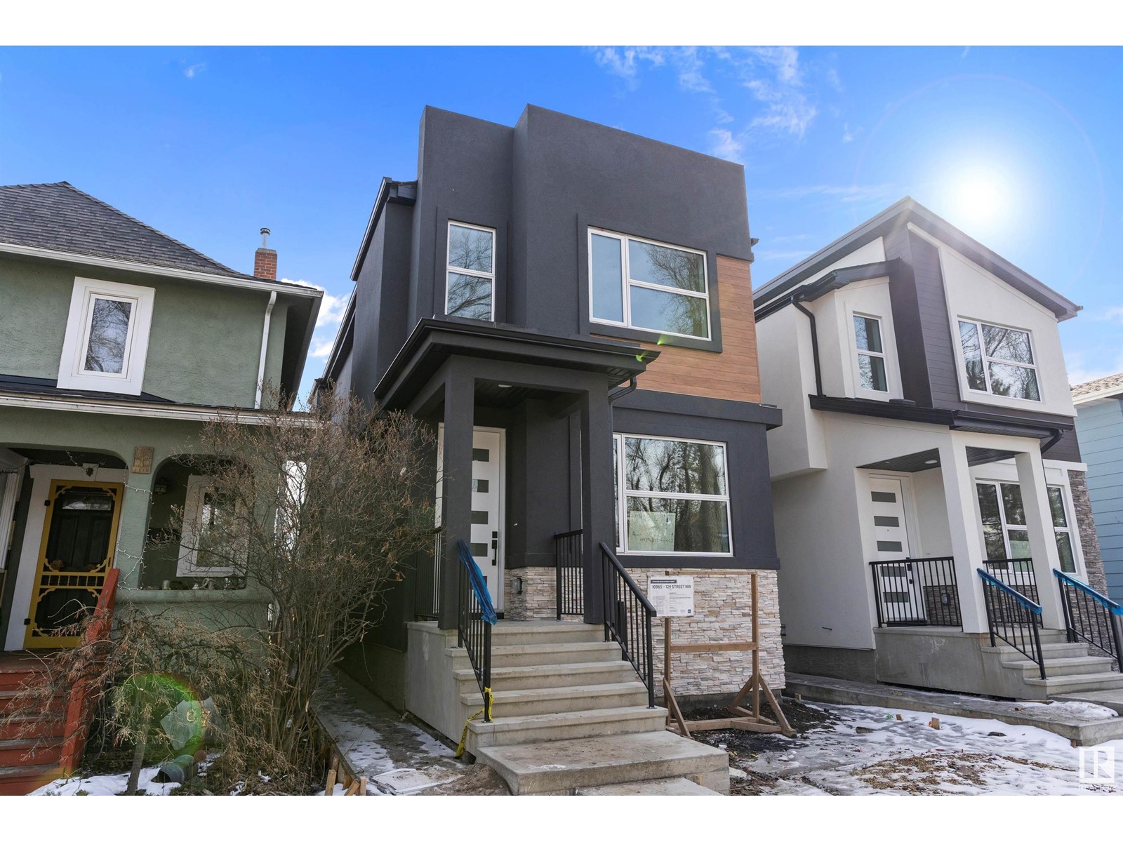 10965 129 ST NW