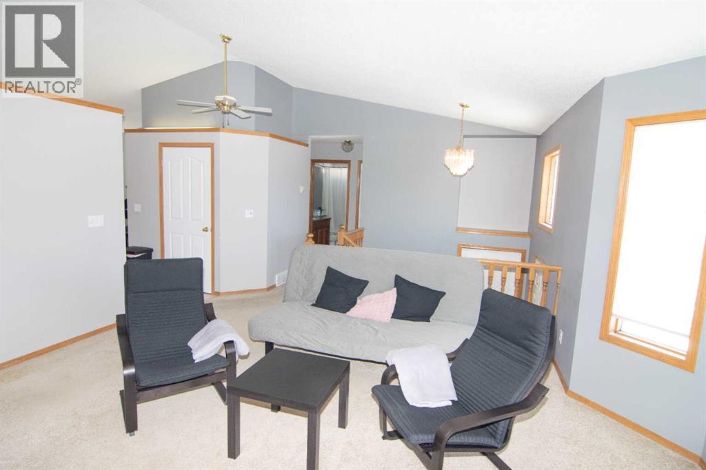 18 West Murphy Place