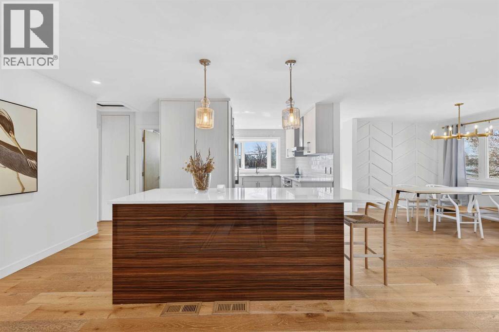 12 Glacier Drive SW