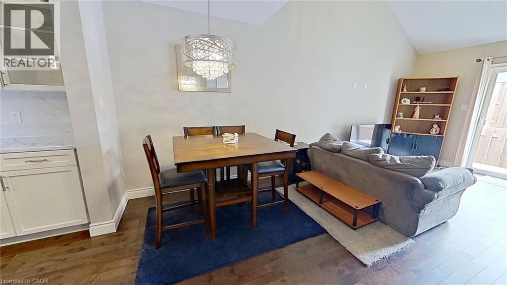 1 CHAMBERLAIN Avenue Unit# 5